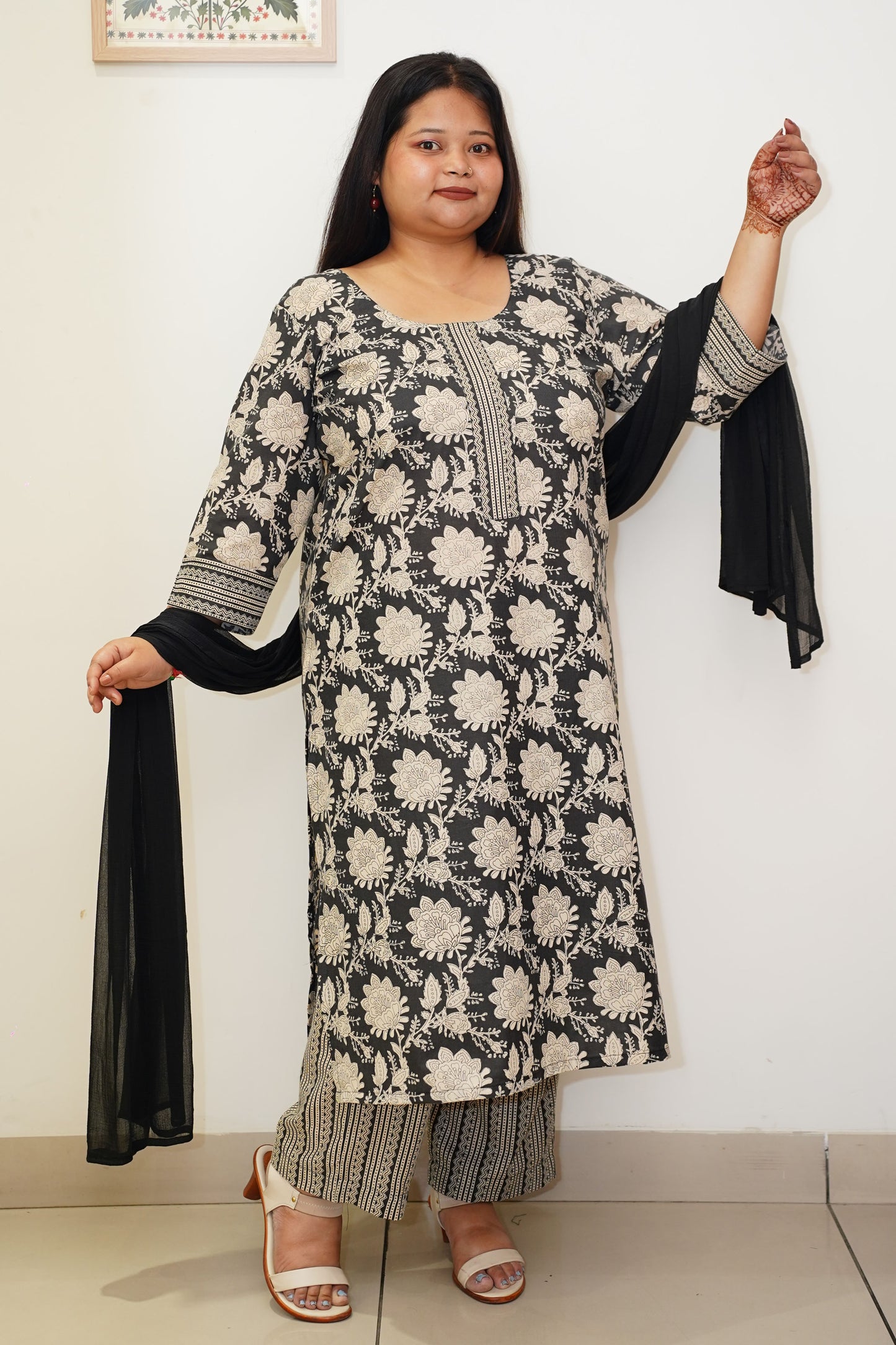 Women Plus Size Black Floral Cotton Straight Cut Suit Set
