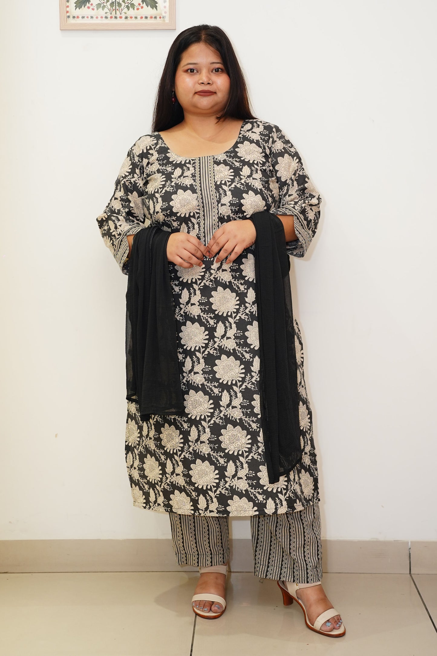 Women Plus Size Black Floral Cotton Straight Cut Suit Set