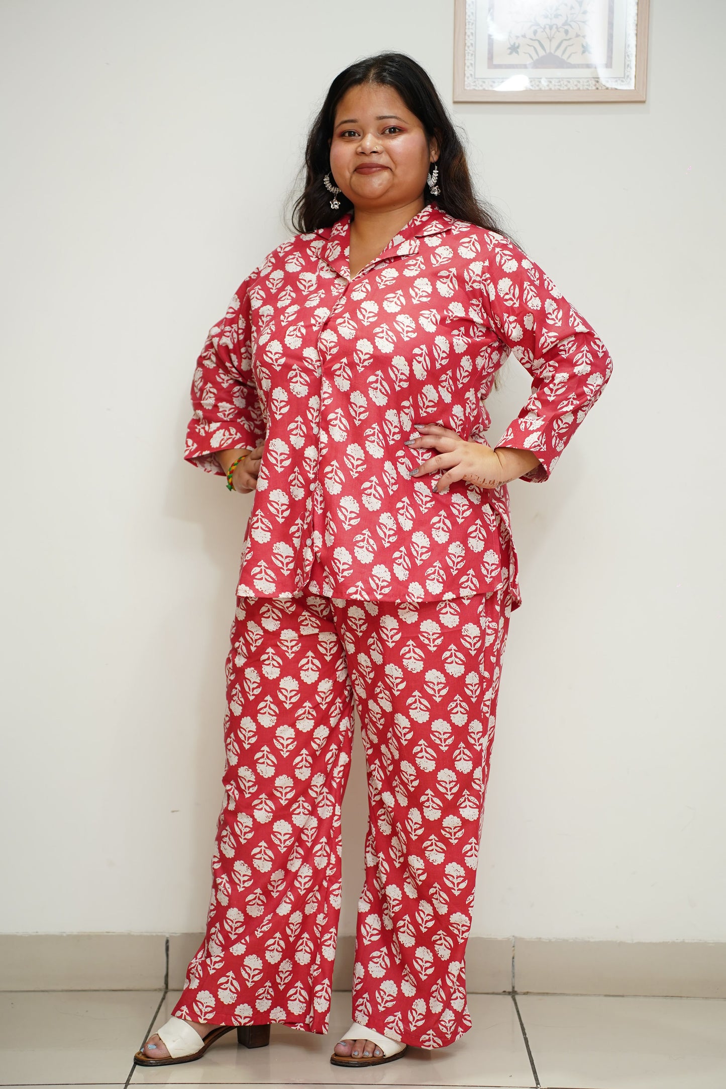 Women Plus Size Red Floral Cotton Co-ord Set With Pockets