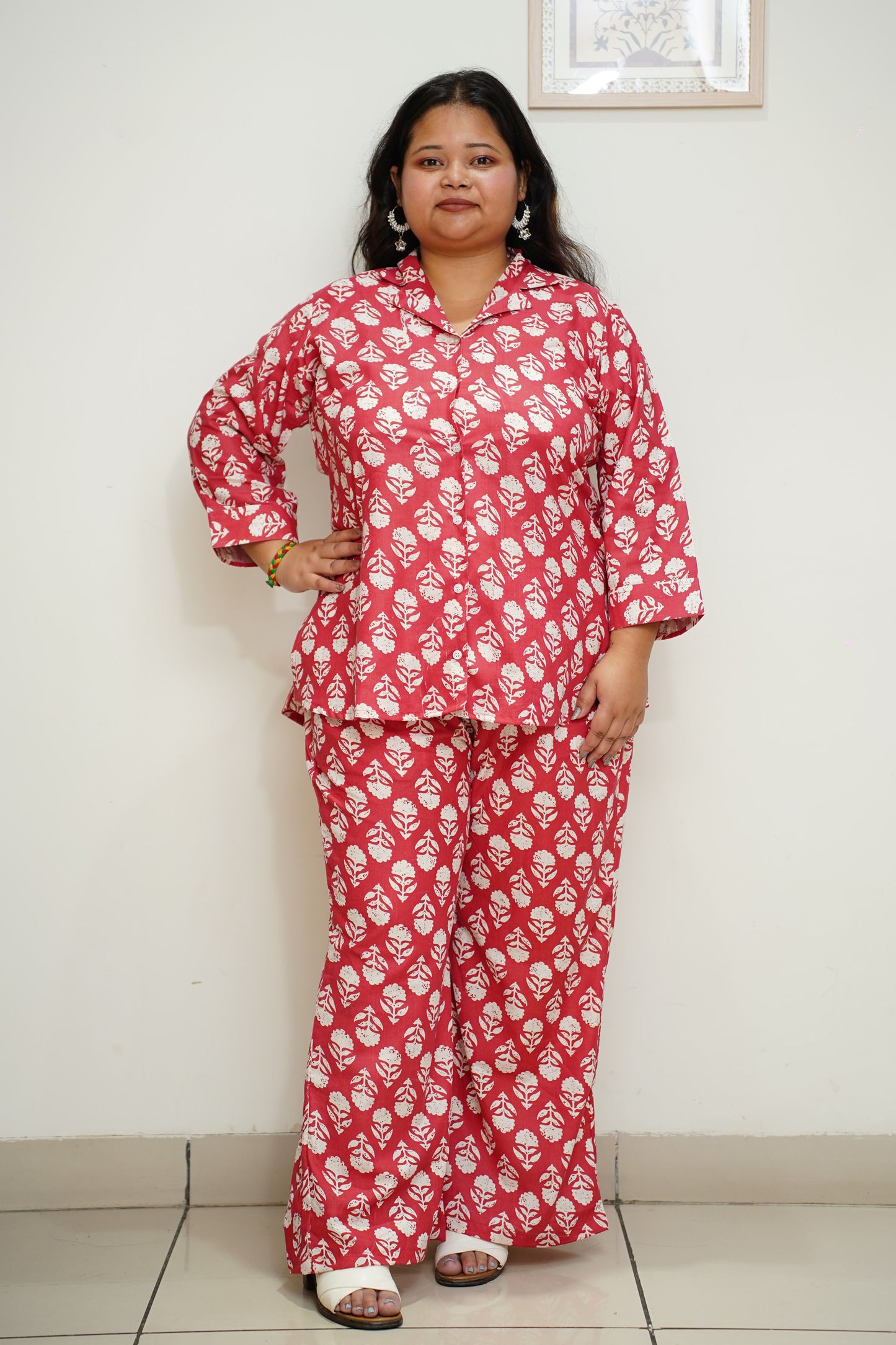 Women Plus Size Red Floral Cotton Co-ord Set With Pockets
