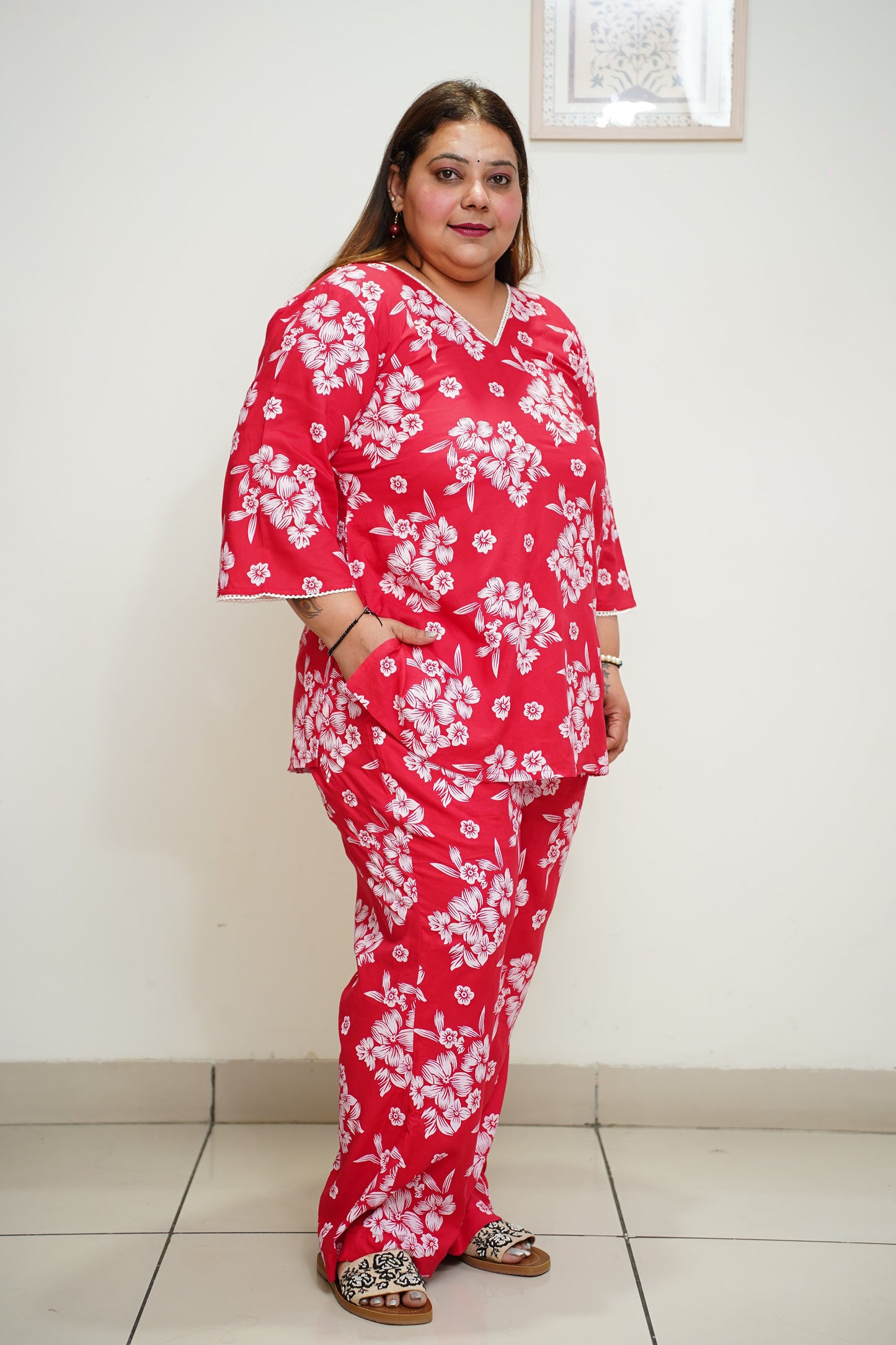 Women Plus Size Red Floral Rayon Co-ord Set with Pockets