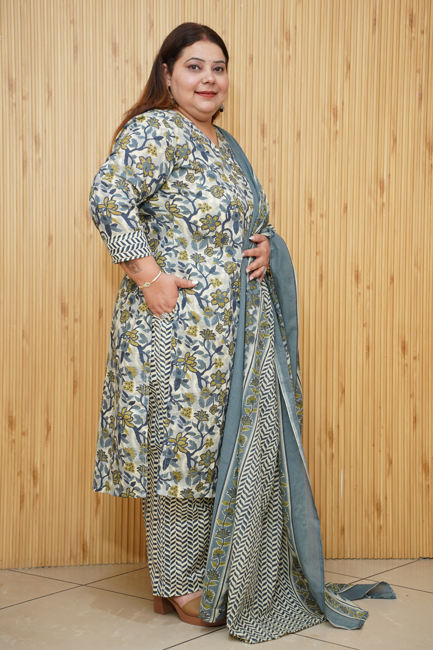 Smoky Grey Floral Cotton Suit Set