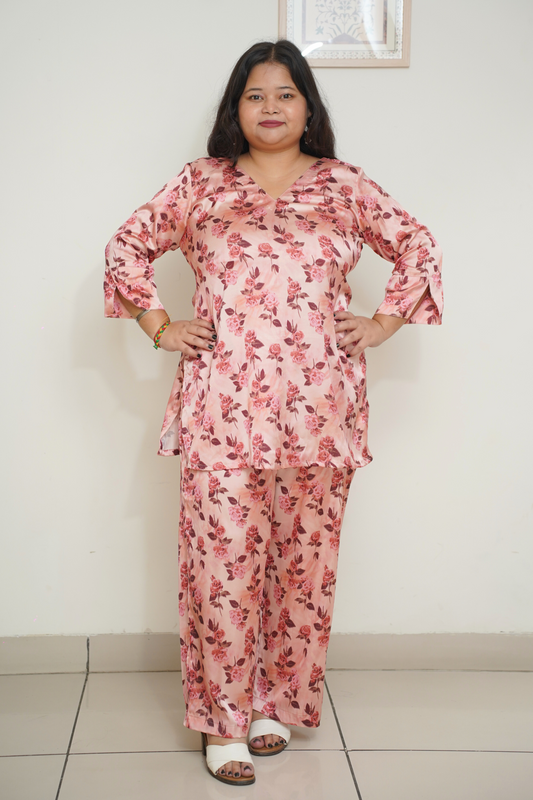 Women Plus Size Peach Digital Printed Co-ord Set with Pockets