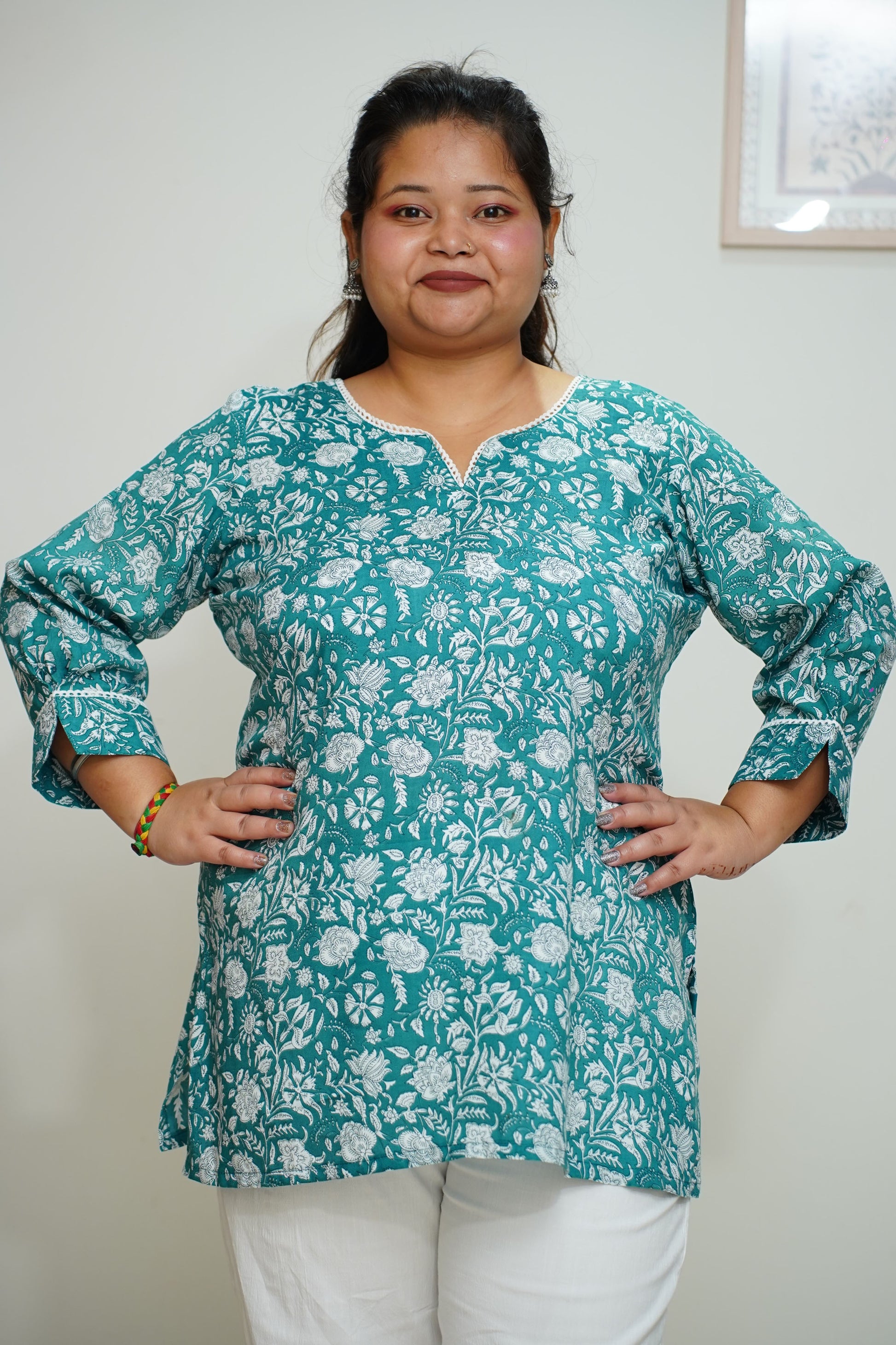 Women Plus Size Aqua Floral Everyday Rayon Kurta