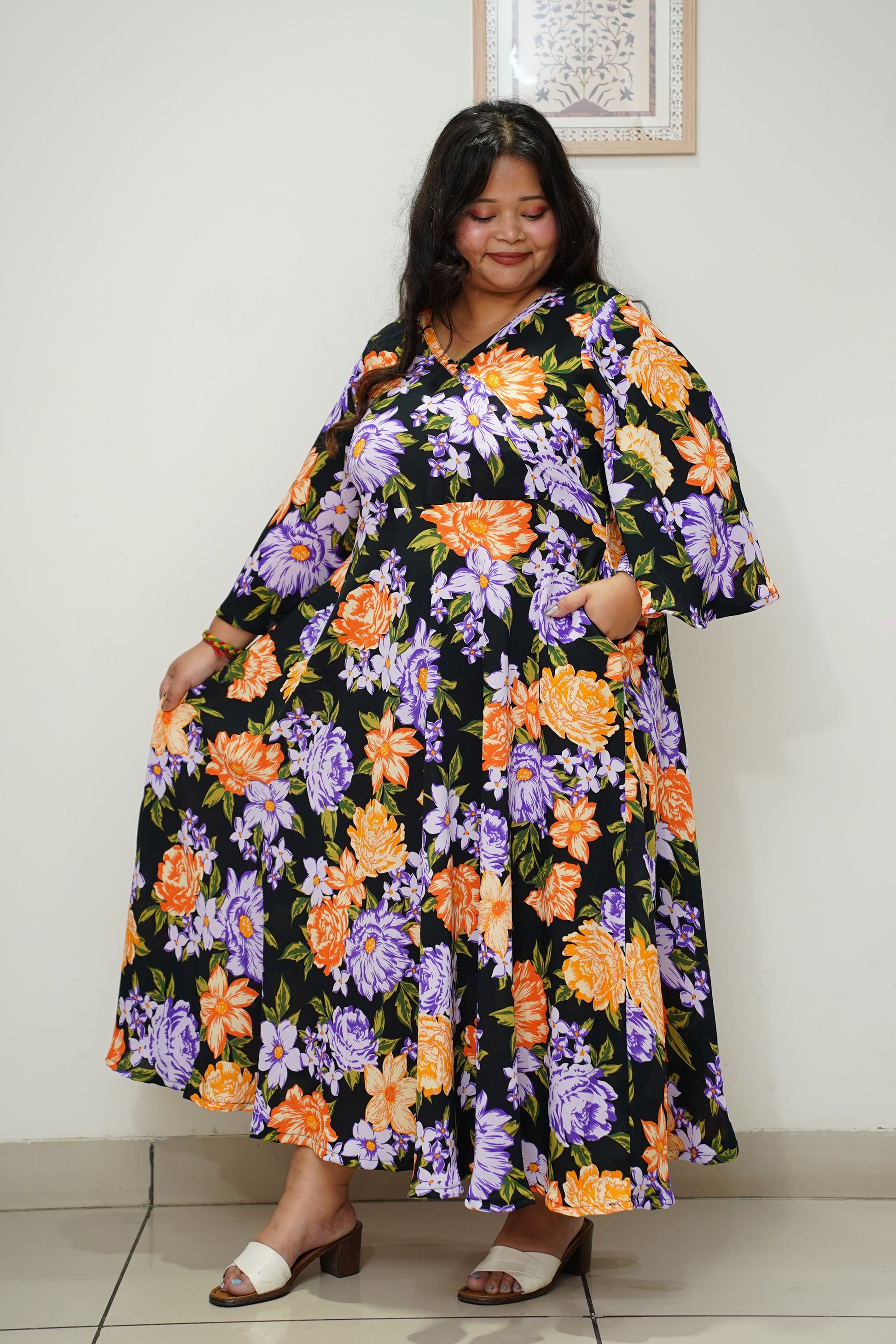 Women Plus Size Black Floral Flared Maxi Dress with Pockets