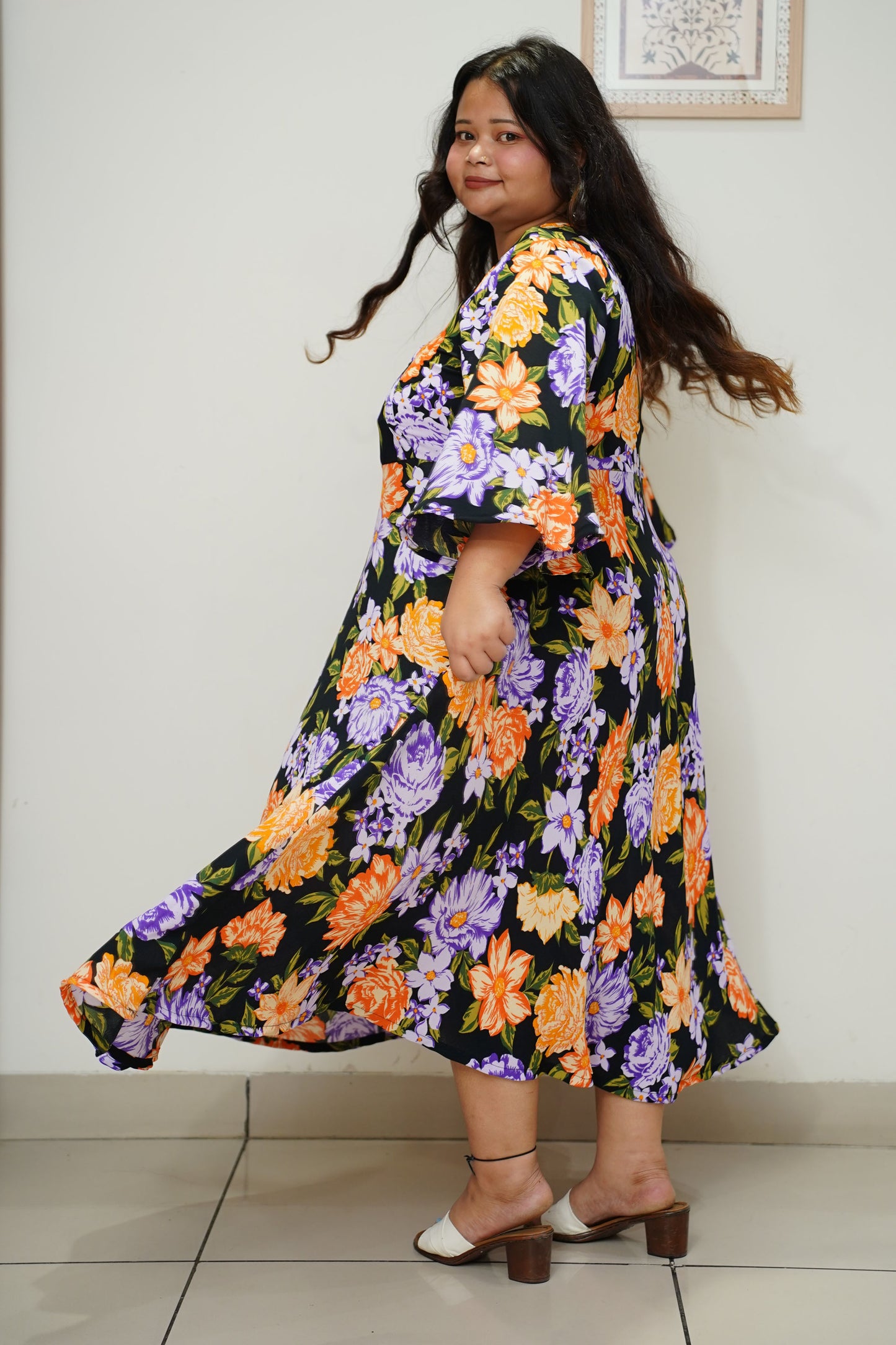 Women Plus Size Black Floral Flared Maxi Dress with Pockets
