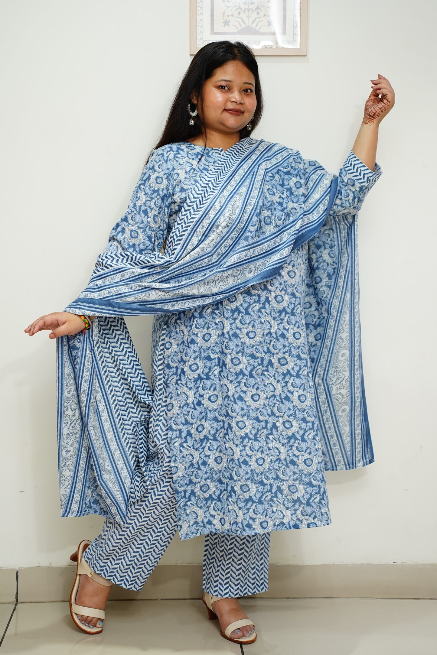 Women Plus Size Blue Floral Cotton Straight Cut Suit