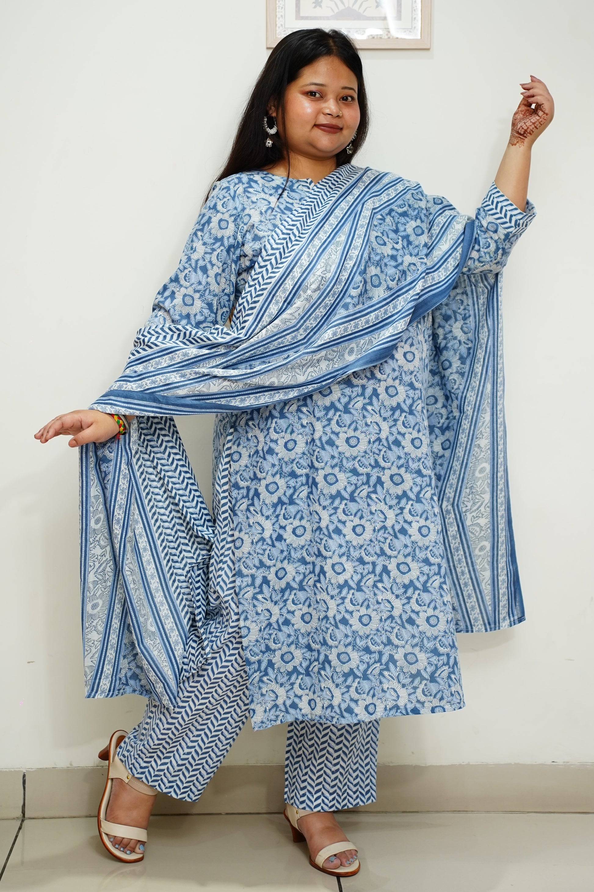 Women Plus Size Blue Floral Cotton Straight Cut Suit