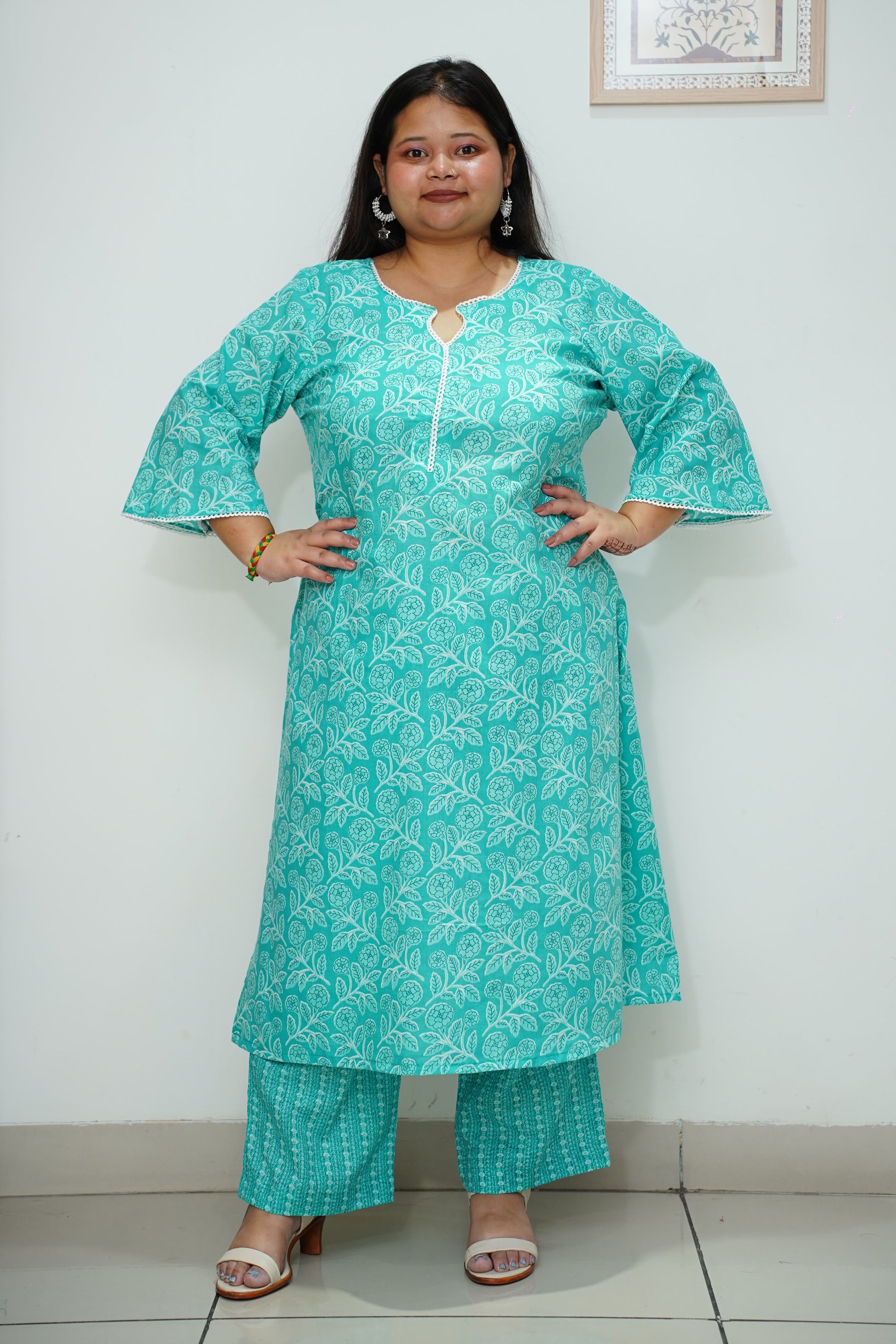 Women Plus Size Firozi Floral Cotton Straight Cut Suit