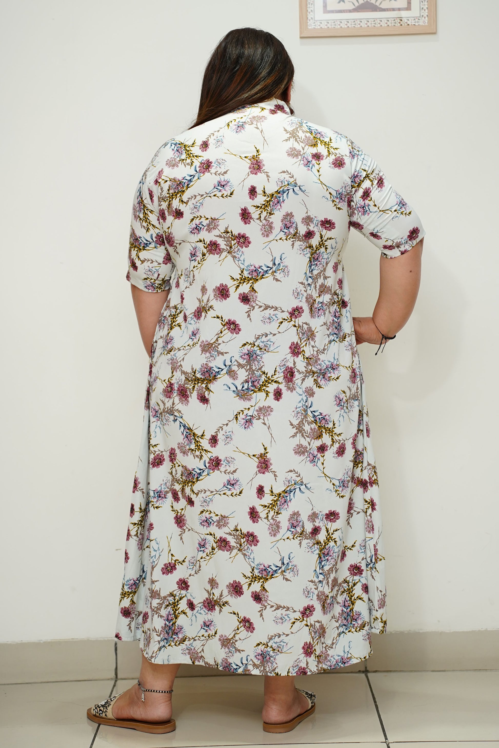 Women Plus Size Ivory Floral Everyday Dress with Pockets