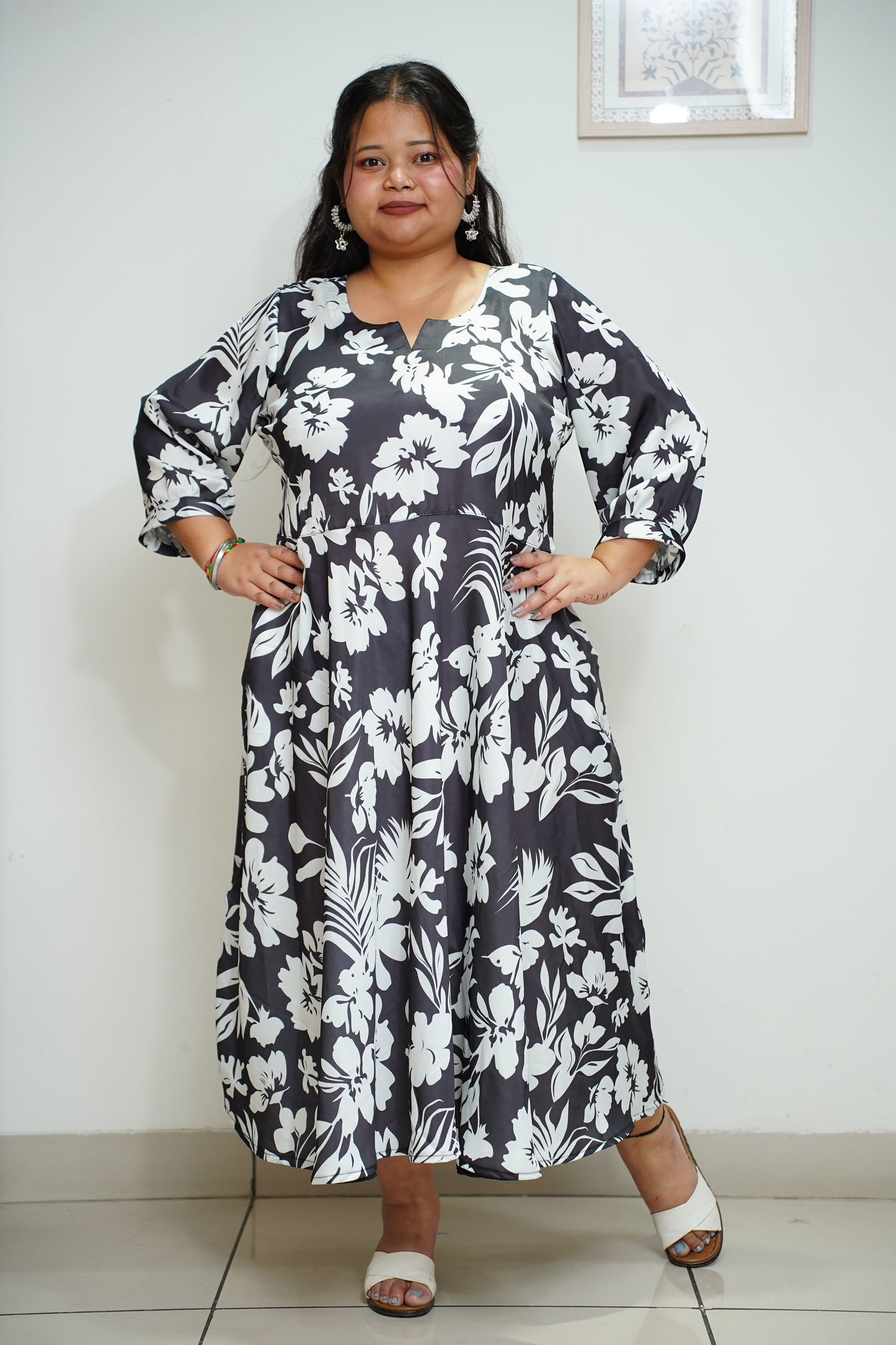 Women Plus Size Navy Floral Flared Calf Dress With Pockets