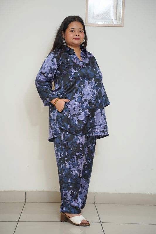 Women Plus Size Navy Abstract Printed Co-ord Set with Pockets