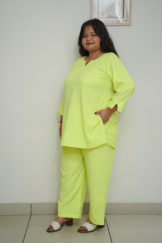 Women Plus Size Neon Anti Wrinkle Co-ord Set with Pockets