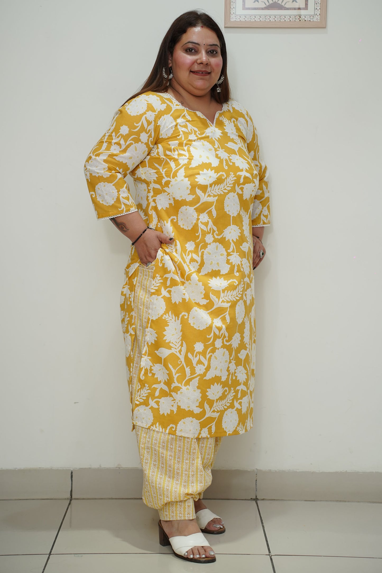 Women Plus Size Yellow Floral Cotton Straight Cut Salwar Suit