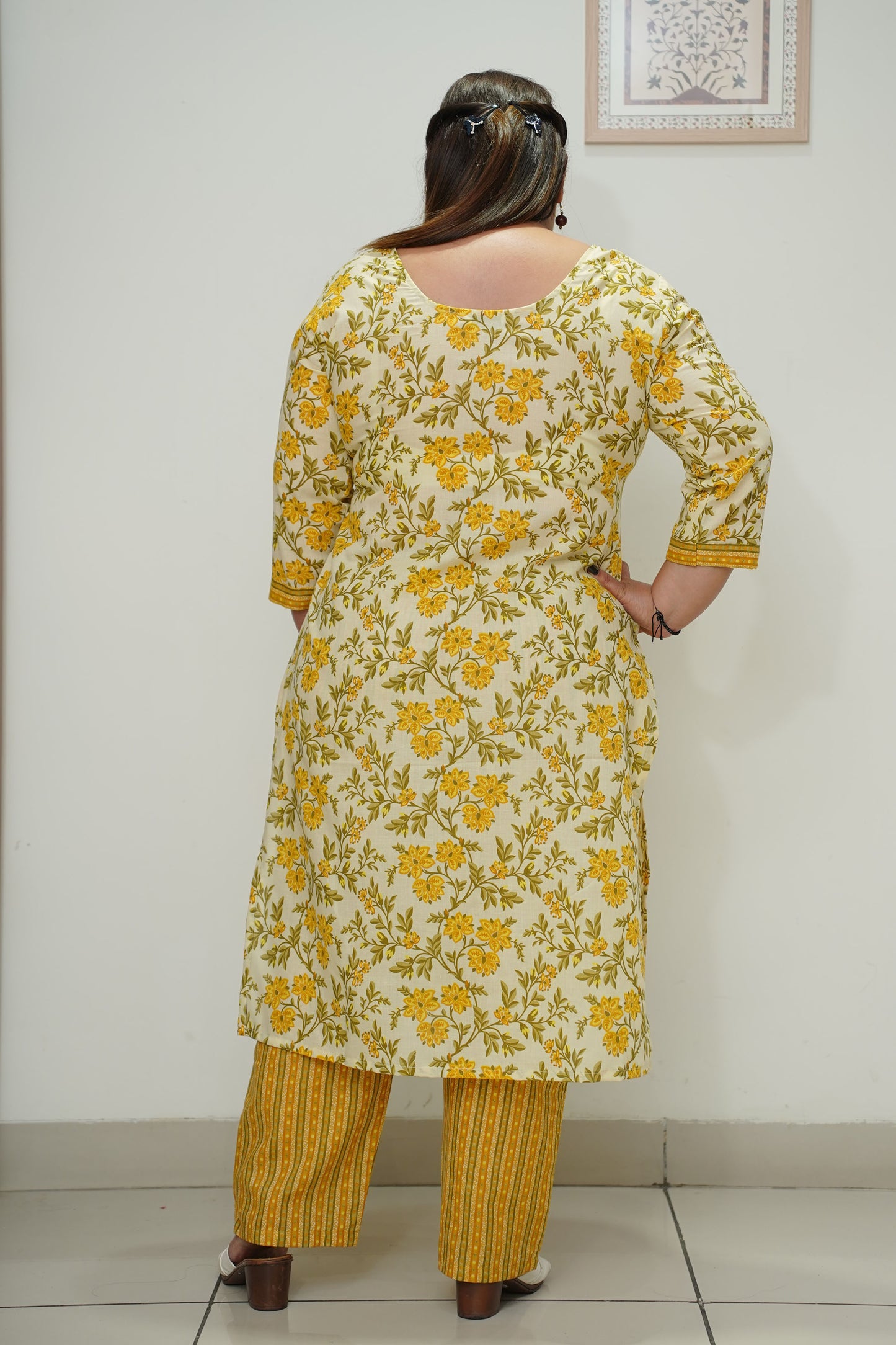 Women Plus Size Yellow Printed Straight Cut Cotton Suit