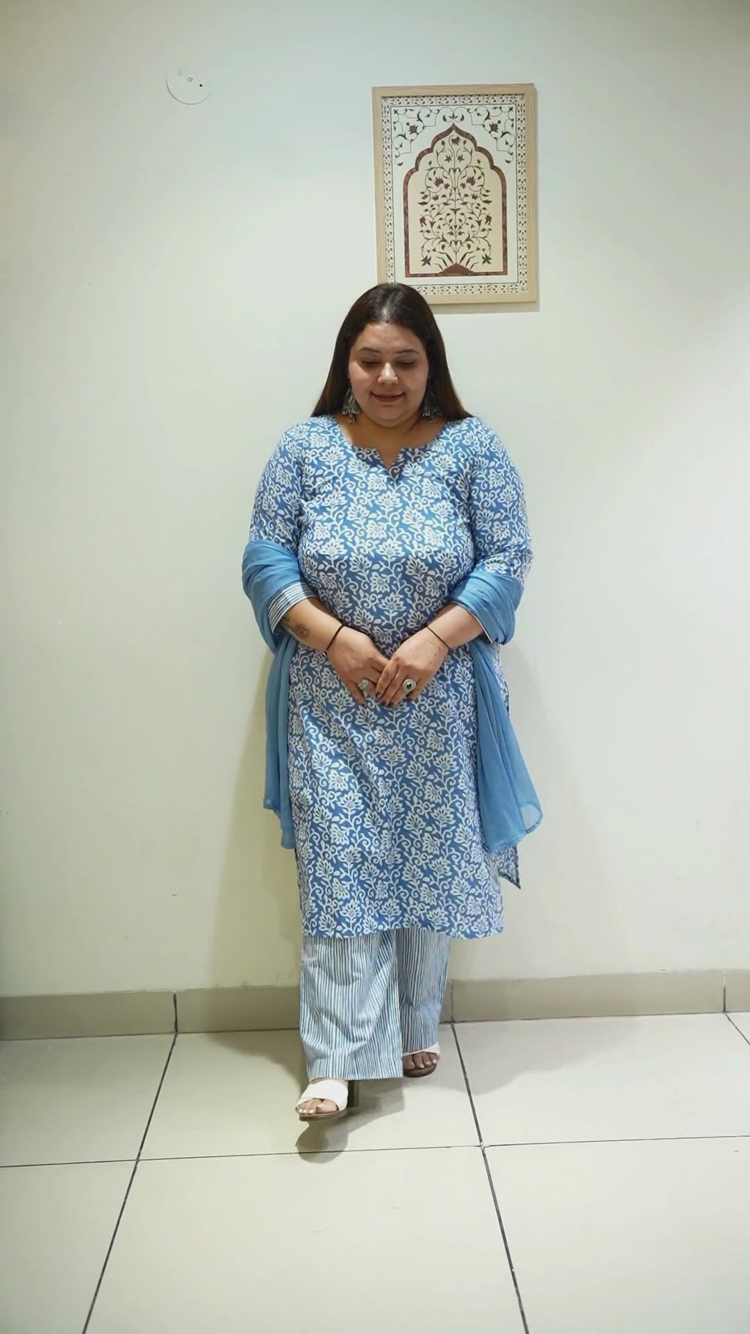 Women Plus Size Blue Printed Cotton Straight Cut Suit Set